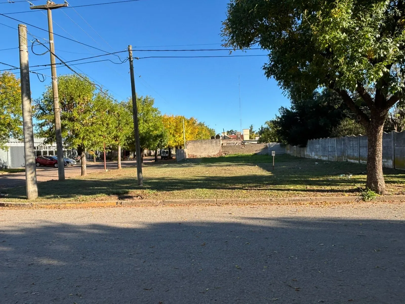 Terreno esquina Entre Ríos y Salta